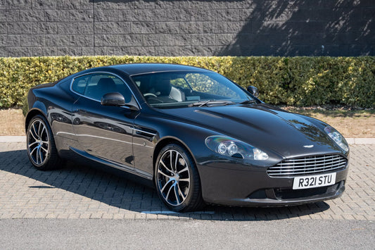 Aston Martin DB9